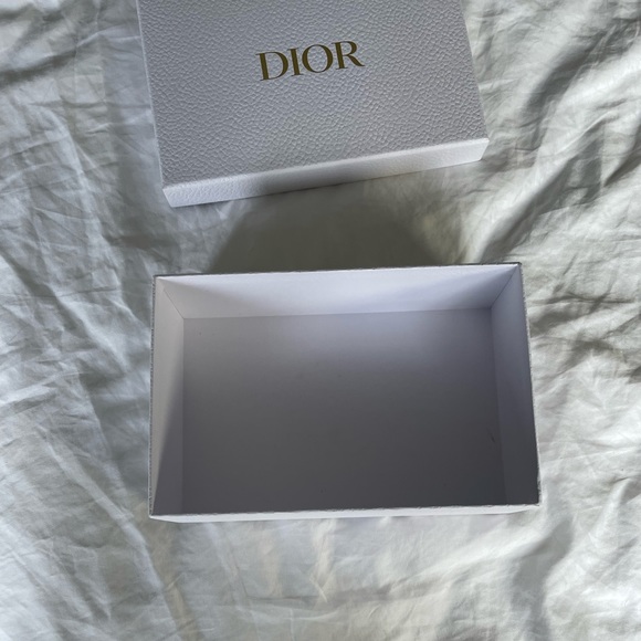 NWOT DIOR gift box perfect condition! - Picture 6 of 8